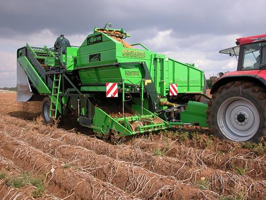 ������� ������������������  AVR Spirit 8200